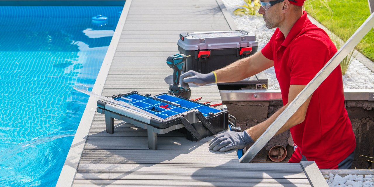 Enhancing Your Pool with Smart Technology: The Future of Pool Management