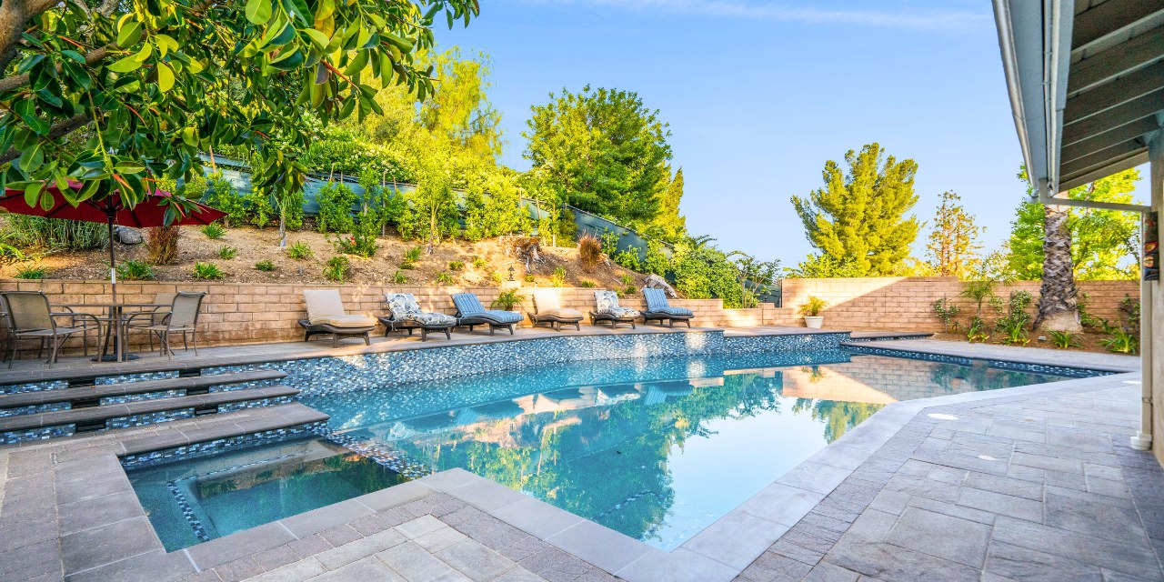 Top Pool Design Trends for 2024: Elevate Your Backyard Oasis